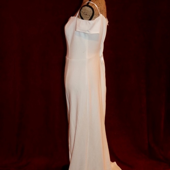 Dress - Picture 2 of 6